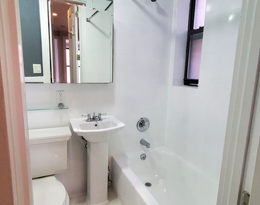 East 35 Street - Photo Thumbnail 6