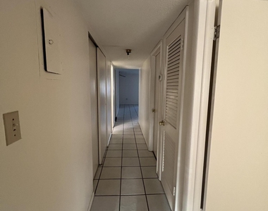 190 E Olmstead Drive - Photo Thumbnail 2
