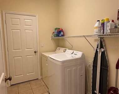 6251 Wingspan Way - Photo Thumbnail 18