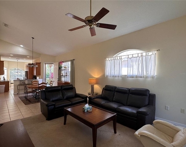 6251 Wingspan Way - Photo Thumbnail 5