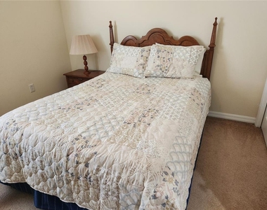 6251 Wingspan Way - Photo Thumbnail 13