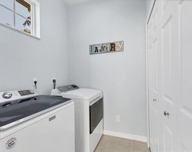 4358 Mirabella Circle - Photo Thumbnail 20