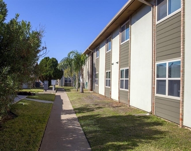 300 E Mann Road - Photo Thumbnail 14