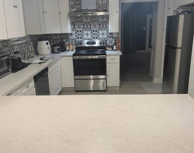 6716 Jefferson Boulevard - Photo Thumbnail 10