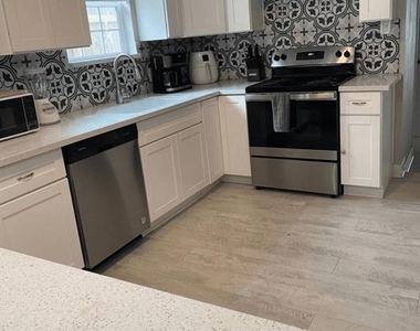 6716 Jefferson Boulevard - Photo Thumbnail 5