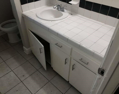 306 Tennyson Street - Photo Thumbnail 10