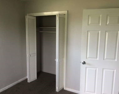 306 Tennyson Street - Photo Thumbnail 6
