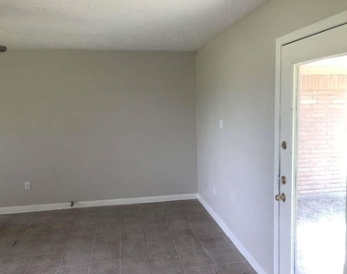 306 Tennyson Street - Photo Thumbnail 8