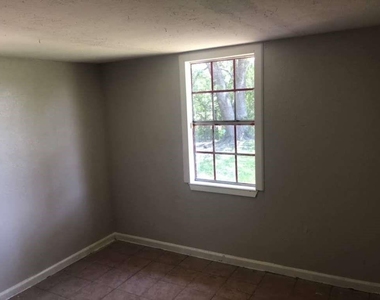 306 Tennyson Street - Photo Thumbnail 5