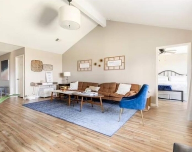 883 Indigo Springs Lane - Photo Thumbnail 13