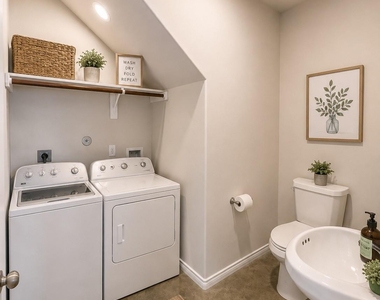 615 Hayman Street - Photo Thumbnail 43