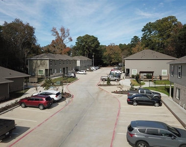 615 Hayman Street - Photo Thumbnail 4