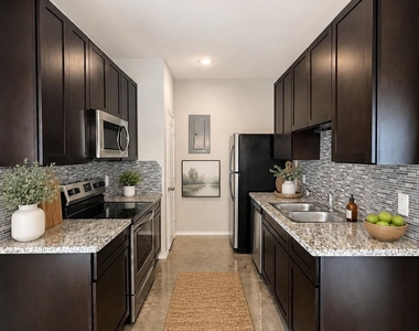 615 Hayman Street - Photo Thumbnail 41