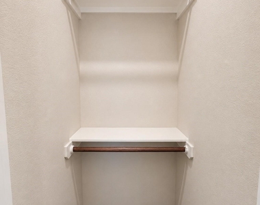 615 Hayman Street - Photo Thumbnail 33