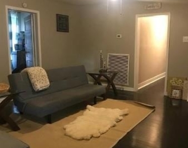 435 E Avenue J - Photo Thumbnail 16