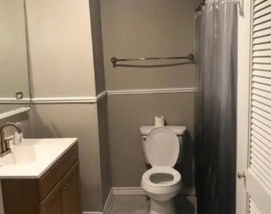 435 E Avenue J - Photo Thumbnail 27