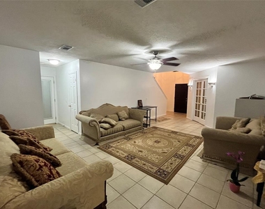 28723 Sedgefield Street - Photo Thumbnail 10