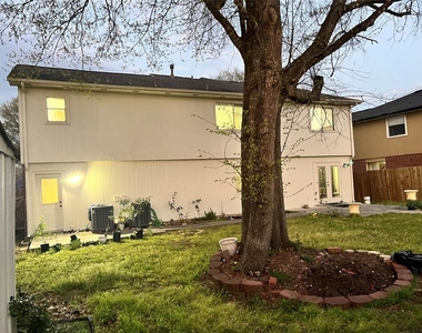 28723 Sedgefield Street - Photo Thumbnail 5