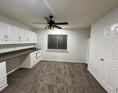 28723 Sedgefield Street - Photo Thumbnail 19