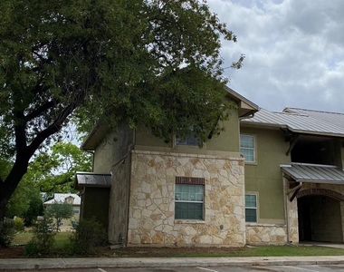 779 W Mayfield Boulevard - Photo Thumbnail 8