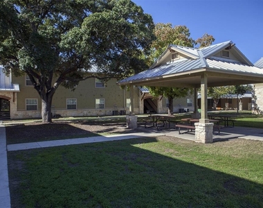 779 W Mayfield Boulevard - Photo Thumbnail 2