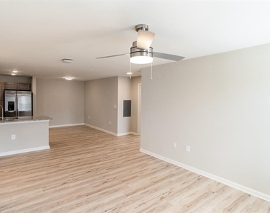 3432 Carr Rd - Photo Thumbnail 10