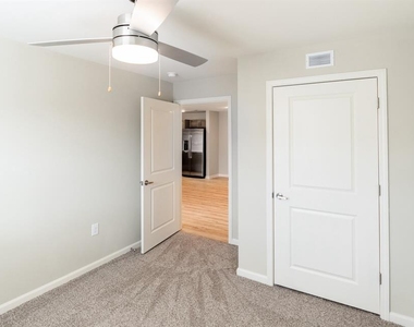 3432 Carr Rd - Photo Thumbnail 14