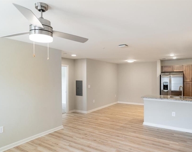 3432 Carr Rd - Photo Thumbnail 9