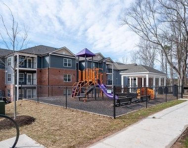 3432 Carr Rd - Photo Thumbnail 5