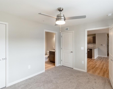 3432 Carr Rd - Photo Thumbnail 16