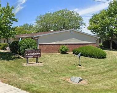 603 S Poe Rd - Photo Thumbnail 3
