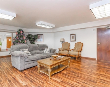 14 Frontier Ridge Ct - Photo Thumbnail 2