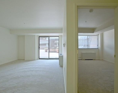 108 W 8th Street - Photo Thumbnail 5