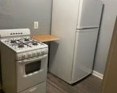 1828 Rosedale Street - Photo Thumbnail 1