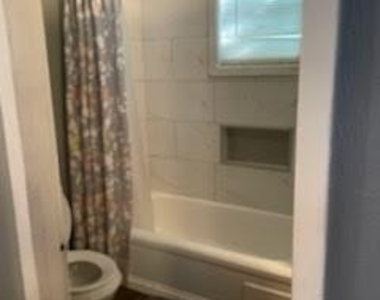 1828 Rosedale Street - Photo Thumbnail 27