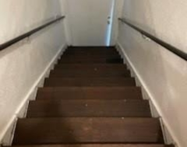 1828 Rosedale Street - Photo Thumbnail 4