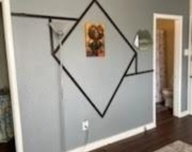 1828 Rosedale Street - Photo Thumbnail 21
