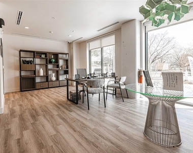 1806 Clubview Ave - Photo Thumbnail 6