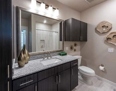 15915 Kingfield Drive - Photo Thumbnail 14