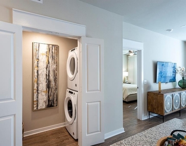 15915 Kingfield Drive - Photo Thumbnail 11