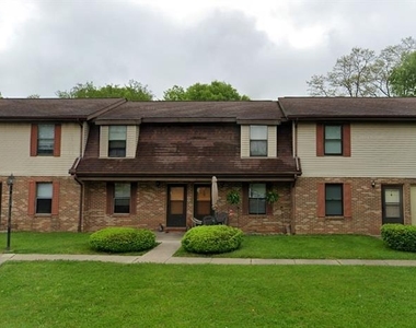 400 Elm St - Photo Thumbnail 1