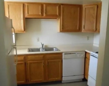 100 N Third Ave - Photo Thumbnail 5