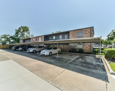 6202 Skyline Drive - Photo Thumbnail 18