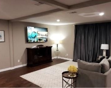 330 S Caldwood Drive - Photo Thumbnail 4
