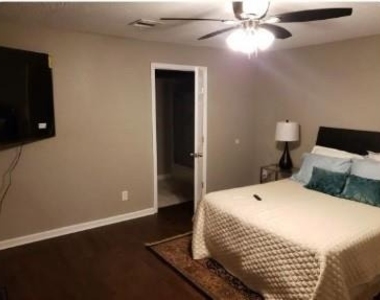 330 S Caldwood Drive - Photo Thumbnail 12