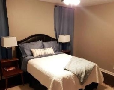 330 S Caldwood Drive - Photo Thumbnail 3