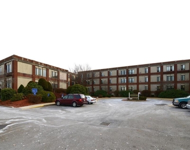 54 Haverhill St - Photo Thumbnail 5