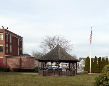 54 Haverhill St - Photo Thumbnail 6