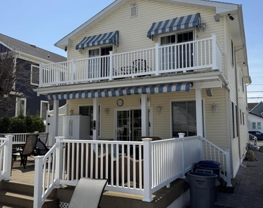 216 13th Avenue - Photo Thumbnail 1