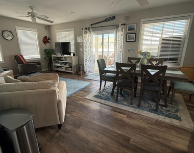216 13th Avenue - Photo Thumbnail 5